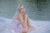 Floating Bed Photoshoot 5.16.17